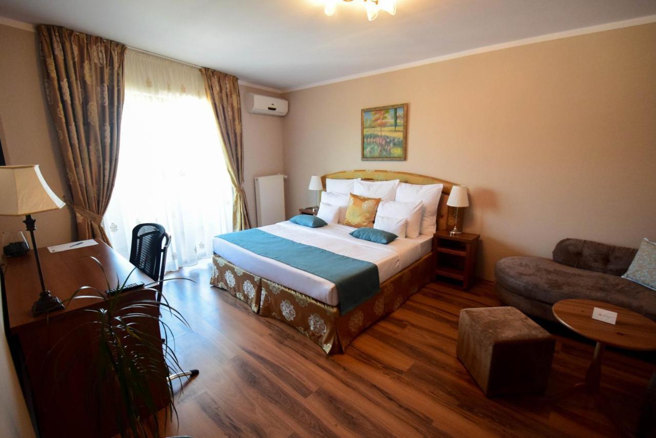 Cabrio Apart Hotel Cluj-Napoca Extérieur photo