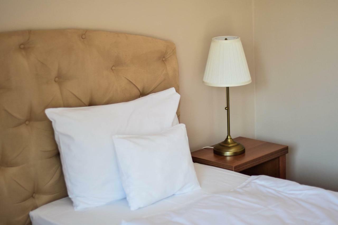 Cabrio Apart Hotel Cluj-Napoca Extérieur photo