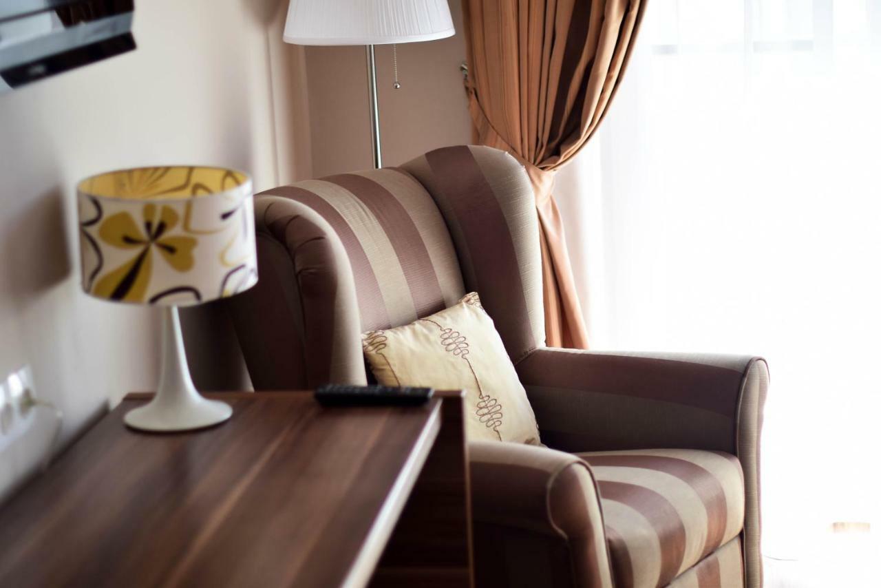 Cabrio Apart Hotel Cluj-Napoca Extérieur photo