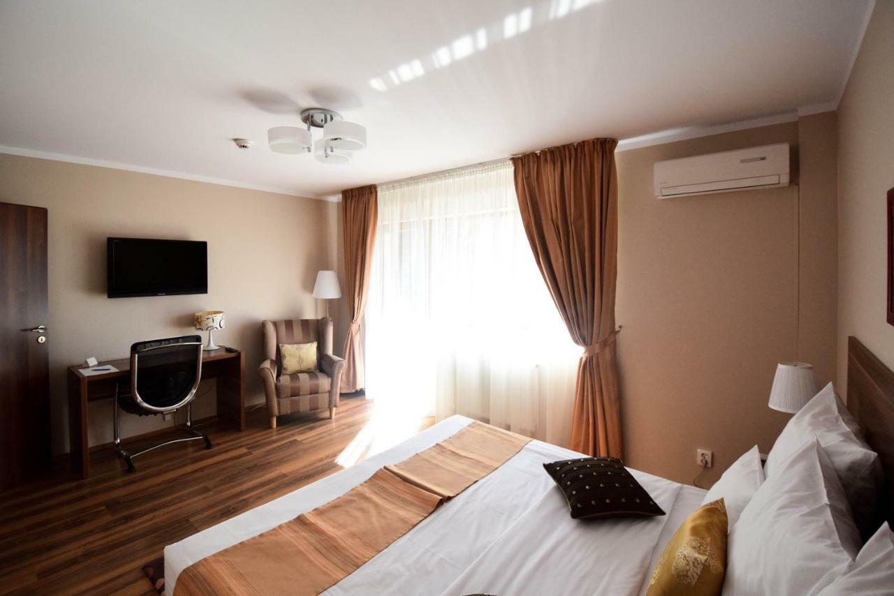 Cabrio Apart Hotel Cluj-Napoca Extérieur photo