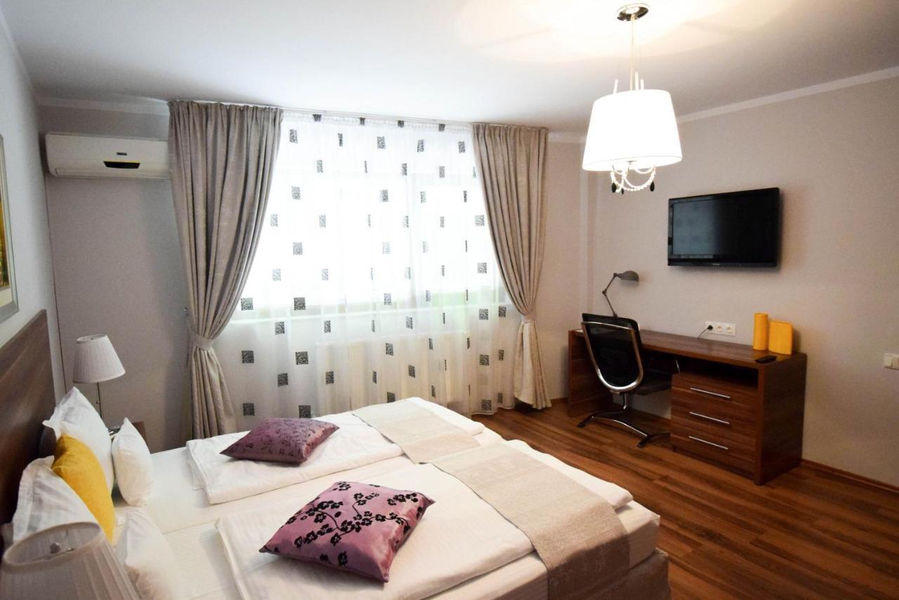 Cabrio Apart Hotel Cluj-Napoca Extérieur photo