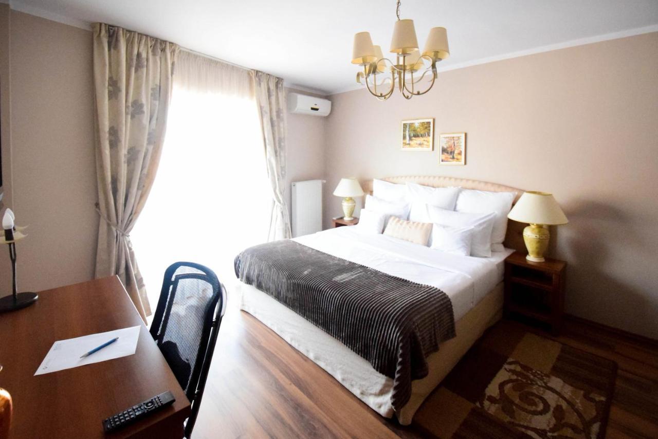 Cabrio Apart Hotel Cluj-Napoca Extérieur photo